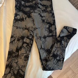 Tie-Dye Leggings